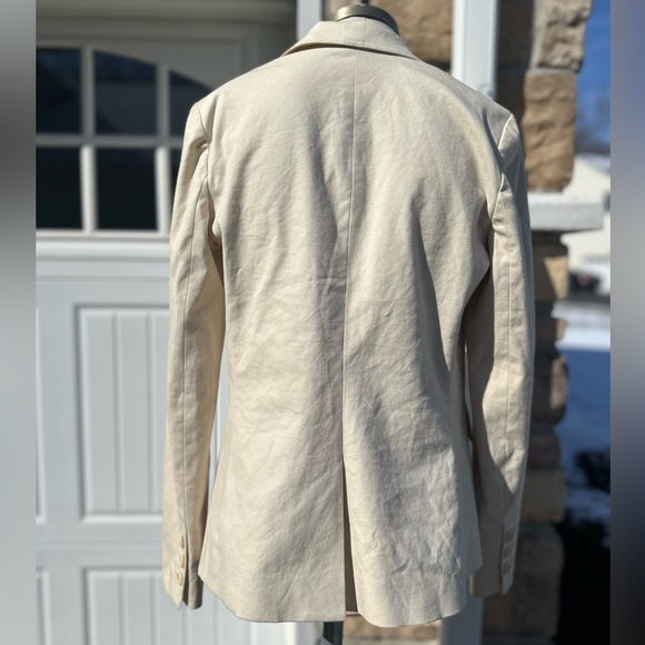 THEORY THREE BUTTON FRONT BEIGE LIGHT CREAM JACKET BLAZER MEDIUM - Picture 3 of 3